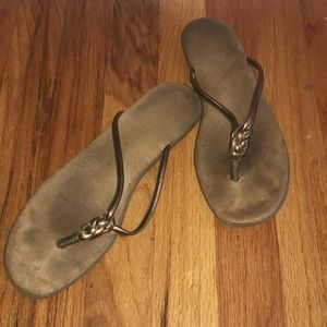 Aerosoles Size 8.5 Flip Flops